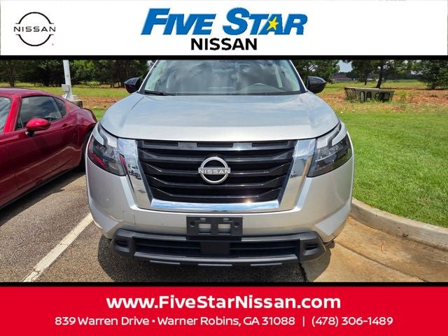 2024 Nissan Pathfinder S
