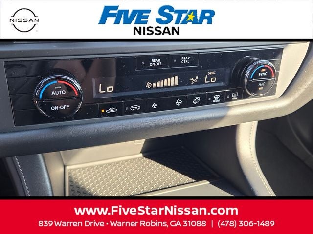 2024 Nissan Pathfinder S
