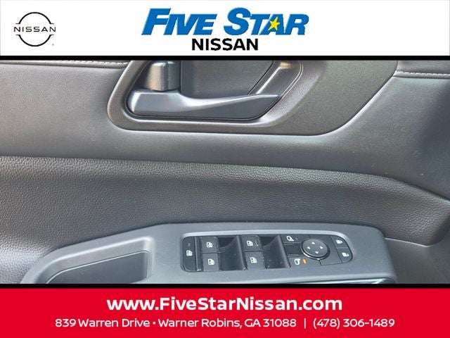 2024 Nissan Pathfinder S