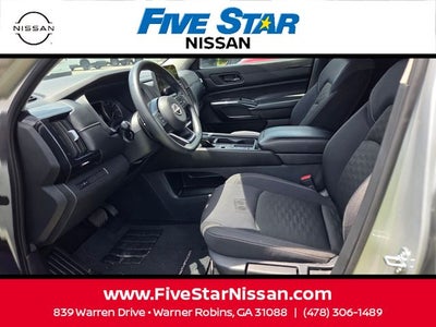 2024 Nissan Pathfinder S