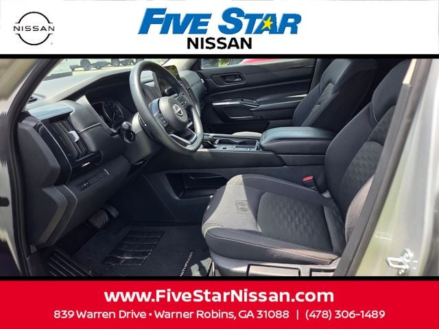 2024 Nissan Pathfinder S