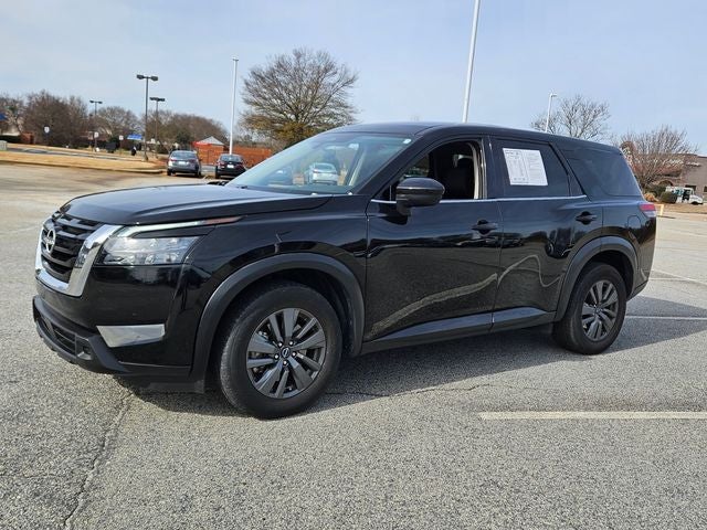 2023 Nissan Pathfinder S