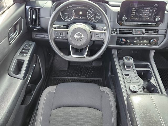 2023 Nissan Pathfinder S