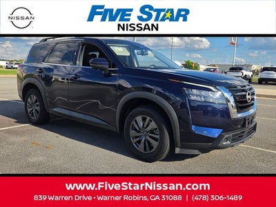 2024 Nissan Pathfinder SV