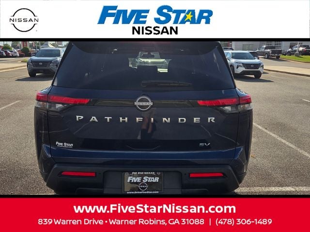 2024 Nissan Pathfinder SV