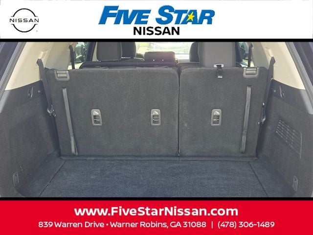 2024 Nissan Pathfinder SV