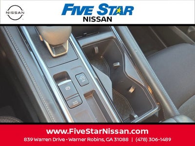 2024 Nissan Pathfinder SV