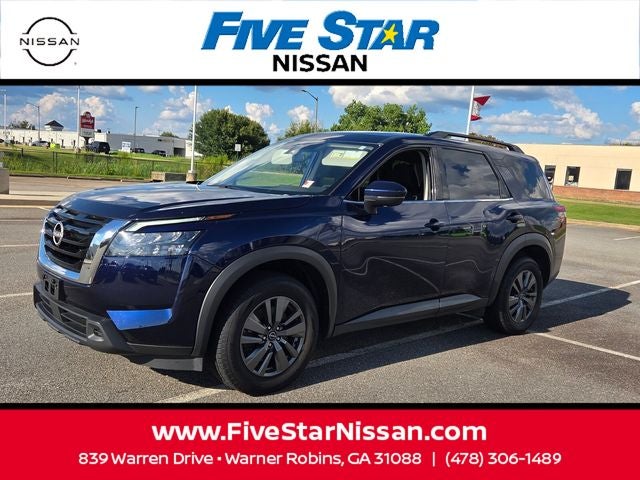 2024 Nissan Pathfinder SV