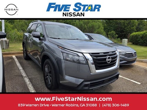 2024 Nissan Pathfinder SV