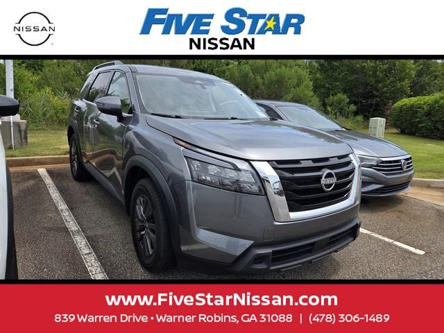 2024 Nissan Pathfinder SV