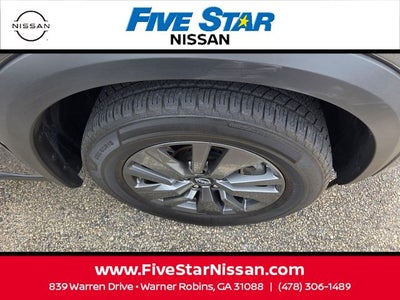 2024 Nissan Pathfinder SV