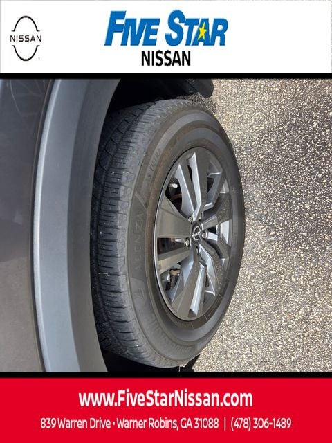 2024 Nissan Pathfinder SV