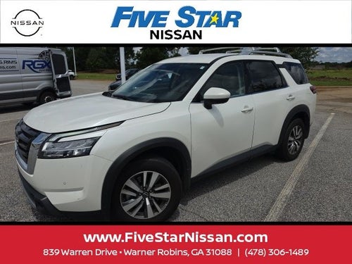 2024 Nissan Pathfinder SL