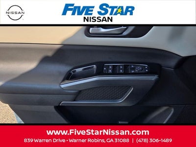 2024 Nissan Pathfinder SL