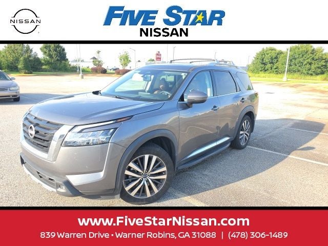 2022 Nissan Pathfinder Platinum