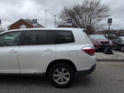 2013 Toyota Highlander Base