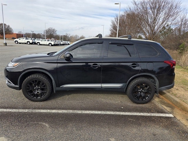 2017 Mitsubishi Outlander SE