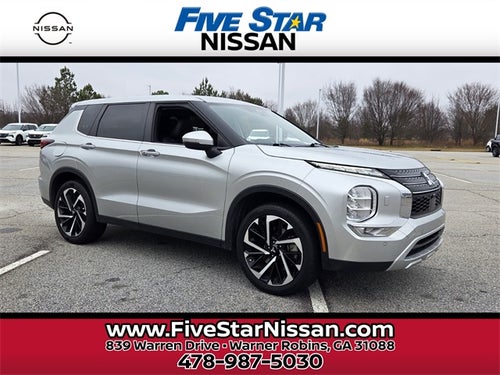 2024 Mitsubishi Outlander SE