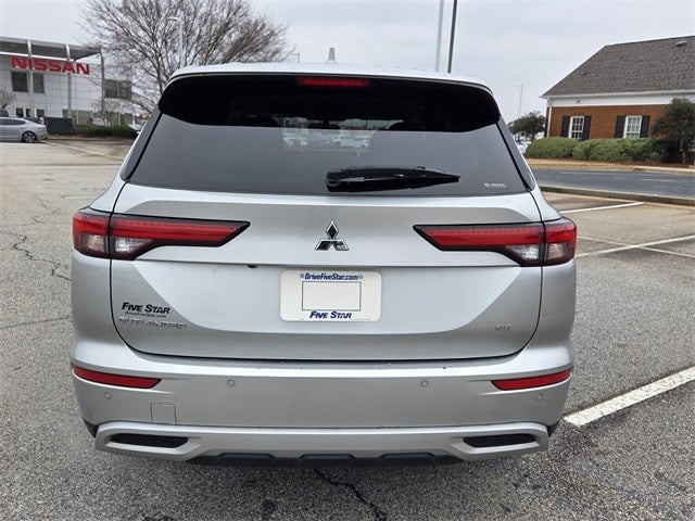2024 Mitsubishi Outlander SE