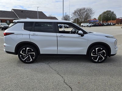 2024 Mitsubishi Outlander SE Black Edition