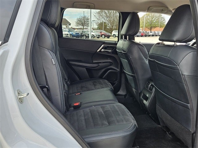 2024 Mitsubishi Outlander SE Black Edition