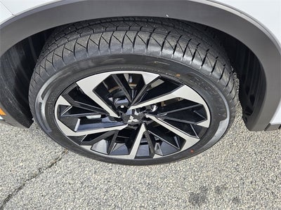 2024 Mitsubishi Outlander SE Black Edition