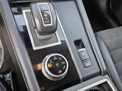 2024 Mitsubishi Outlander SE Black Edition