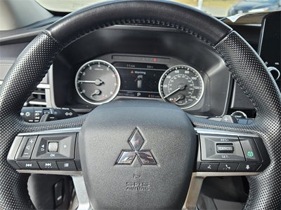 2024 Mitsubishi Outlander SE Black Edition