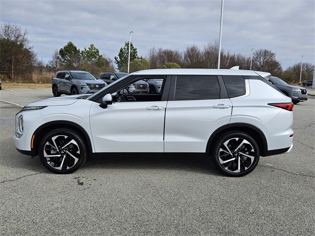 2024 Mitsubishi Outlander SE Black Edition