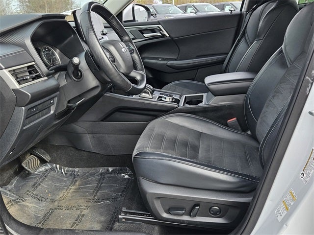 2024 Mitsubishi Outlander SE Black Edition