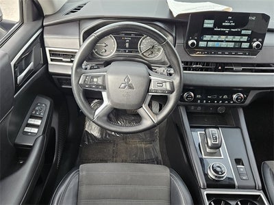 2024 Mitsubishi Outlander SE Black Edition