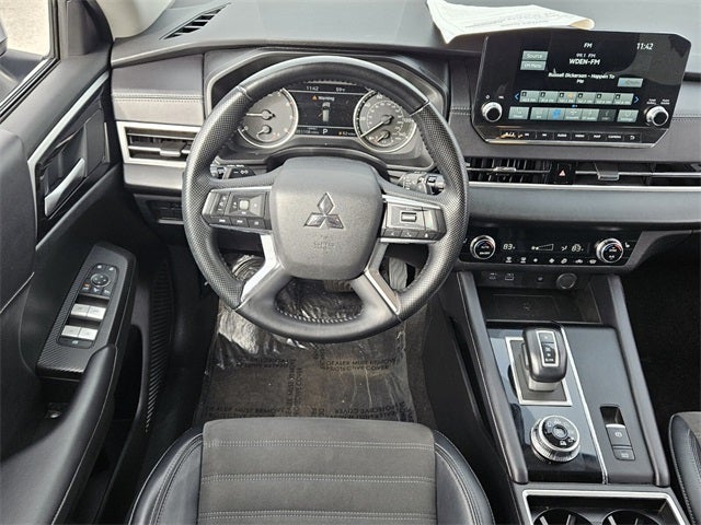 2024 Mitsubishi Outlander SE Black Edition