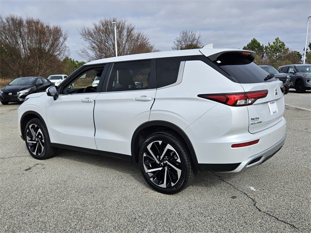 2024 Mitsubishi Outlander SE Black Edition