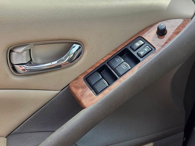 2012 Nissan Murano LE