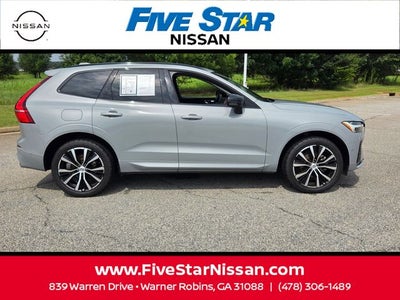 2024 Volvo XC60 B5 Plus Dark Theme
