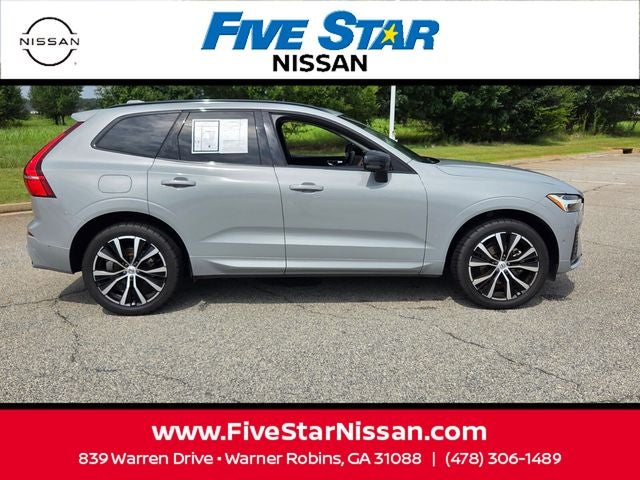 2024 Volvo XC60 B5 Plus Dark Theme
