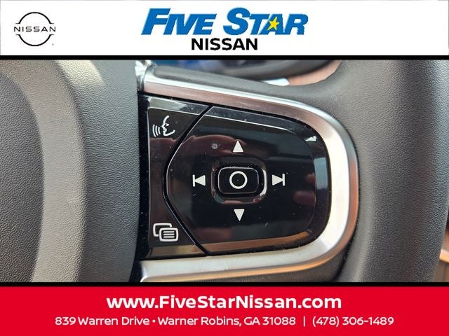 2024 Volvo XC60 B5 Plus Dark Theme