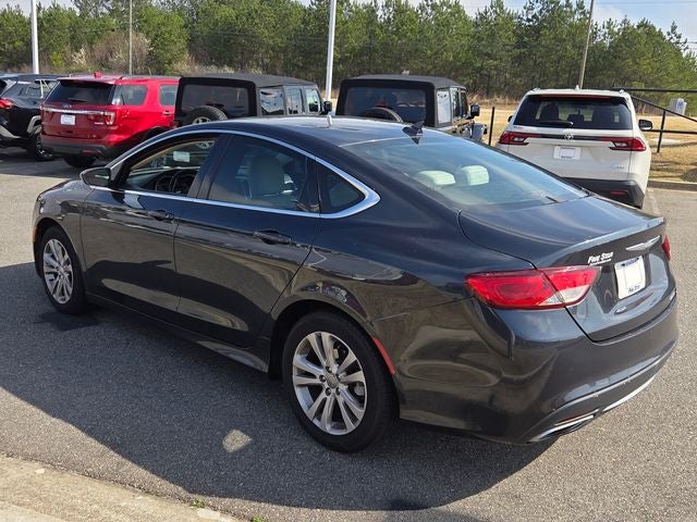 2017 Chrysler 200 Limited