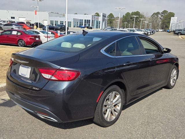 2017 Chrysler 200 Limited