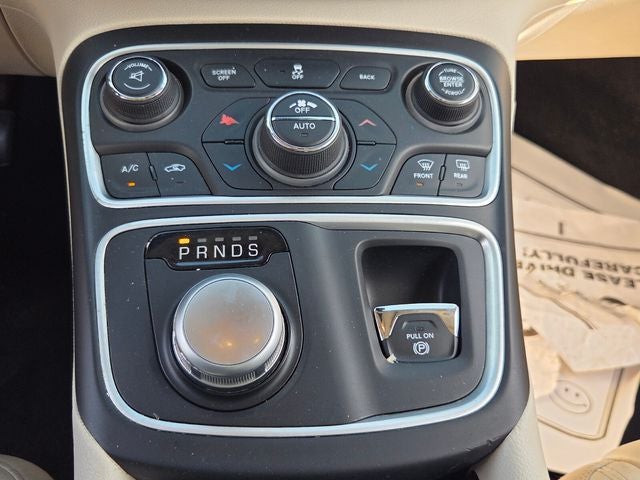 2017 Chrysler 200 Limited