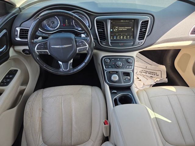 2017 Chrysler 200 Limited