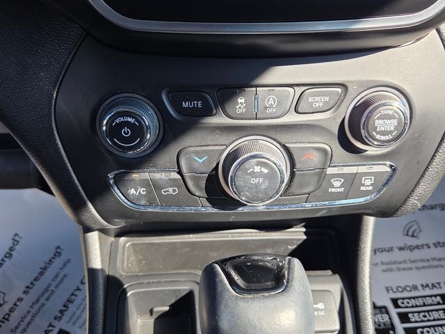 2021 Jeep Cherokee Altitude