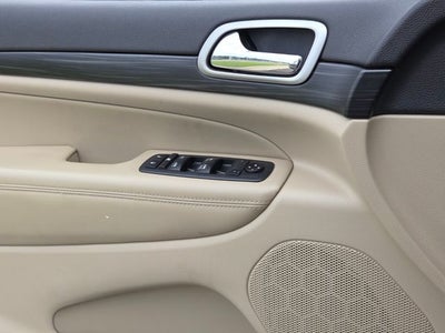 2019 Jeep Grand Cherokee Laredo E