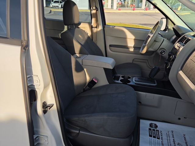 2011 Ford Escape XLS