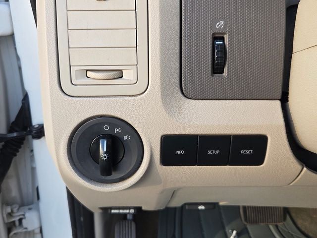 2011 Ford Escape XLS