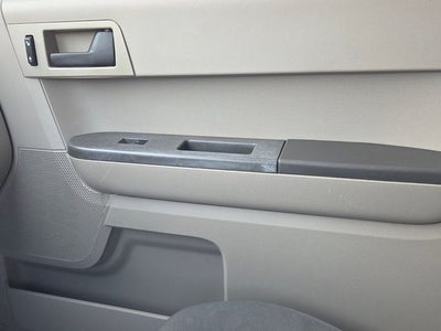 2011 Ford Escape XLS