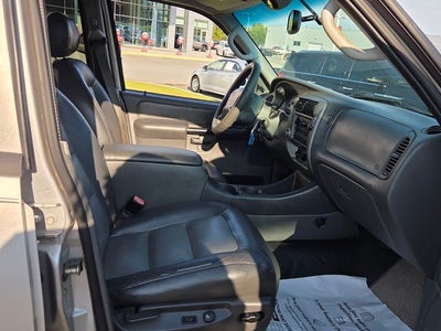 2004 Ford Explorer Sport Trac XLS