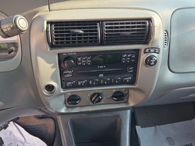 2004 Ford Explorer Sport Trac XLS
