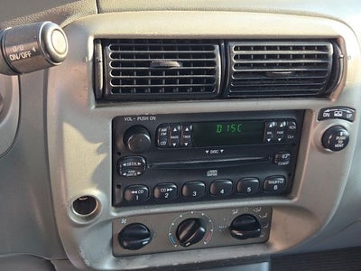 2004 Ford Explorer Sport Trac XLS