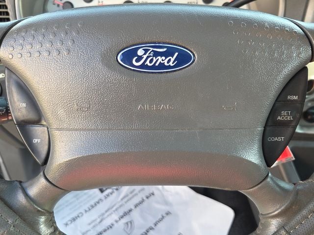 2004 Ford Explorer Sport Trac XLS